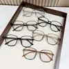 Gafas Miopes Sensibles Ultra Ligeras Advanced Sense con Decoloración Montura Grande Acabado Explosivo Gafas Planas Anti Luz Azul Montura de Gafas Retro