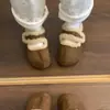 Pantuflas de Algodón Cerradas tipo Birkenstock con Velcro para Mujer, Uso Exterior Otoño e Invierno, Nuevo Modelo 2026, Suela Gruesa, Forro de Felpa, Pantuflas Cálidas de Piel Sintética