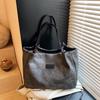 Bolso Tote Versátil y Moderno de Estilo Coreano para Axila Transfronterizo para Mujer Verano 2024 Nicho Simple Bolso de Hombro Bolso de Mujer de Gran Capacidad