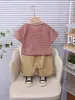 Traje de Verano de Manga Corta para Niños 2026 Nuevo Elegante Ropa de Verano para Bebés y Niños Conjunto de Dos Piezas Atuendo de Niño Pequeño de Moda