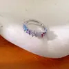 Anillo abierto de flor de trébol de la suerte con circonita, estilo de nicho de alta gama, elegante y único, joyería versátil al por mayor