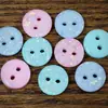 Accesorios de botones lindos con lentejuelas de colores para manualidades DIY, perfectos para decorar zuecos, camisetas, suéteres y cárdigans