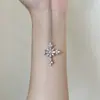 Colar Pingente Cruzado de Diamante Lapidado de Forma Especial Modelo Novo 2026 Luxo Leve Exquisito Design de Nicho Corrente de Clavícula Personalizável