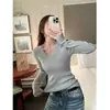 Color avena Tejido Base Capa Interior Nuevo Suéter Otoño Invierno Mujer Manga Larga Ropa Interior Ajustado Ceñido Cintura Pequeña Top