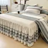 Novo 2024 Saia de Cama de Flanela Escovada 100% Algodão Peça Única Algodão Puro Espessado Capa de Cama 1.8m Fronha Conjunto de Três Peças Estilo Princesa