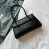 Bolsa de Grande Capacidade para Mulheres 2025 Verão Novo Estilo Simples Personalizada Bolsa de Ombro Axila Casual Estilo Coreano Bolsa para Trabalho/Commuter