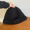 Gorro Minimalista Japonés con Borde Enrollado para Mujer, Moda Otoño e Invierno Versátil Slouchy, Circunferencia de Cabeza Grande, Gorro de Punto Adelgazante