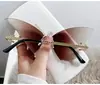 Novos Óculos de Sol Borboleta com Armação Grande e Degradê para Mulheres, Óculos de Sol da Moda e Tendência Estilo de Rua