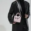 Roupas e Bolsas de Personalidade de Nicho Estilo Coreano Transfronteiriças para Mulheres 2026 Nova Moda Casual Simples Bolsa de Ombro Transversal