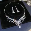 Aretes y Collar con Borlas de Flor de Pedrería Estilo Minimalista Conjunto de Joyería Exagerada Transfronterizo Europeo y Americano Accesorios de Lujo Ligero de Alta Gama