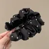 Pinza para el Cabello para Mujeres con Cabello Fino, Pinza Banana Satinada Plisada, Sujetador de Cola de Caballo para la Parte Posterior de la Cabeza, Pinza Giratoria Vertical, Pasador de Moda