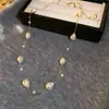 Colar de Pérolas Francês Multicamadas, Retrô, Delicado, Simples, Versátil, Corrente para Suéter de Temperamento, Colar de Luxo Leve e de Alta Qualidade Atacado