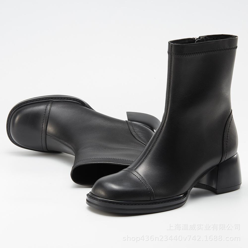 秋冬新款马v口头层小牛皮方尖头粗跟女靴套筒骑士靴女