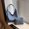Bolso de mezclilla para mujer popular de este año 2024, nuevo bolso informal de estilo perezoso, bolso de hombro bajo el brazo de gran capacidad, bolso de mano portátil