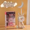 Reloj Pequeño de Dibujos Animados, Movimiento Silencioso, Aspecto Elegante, Creativo, Animal Lindo en Coche, Decoración de Escritorio y Mesita de Noche, Adornos, Regalos al por Mayor