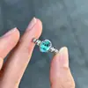 Anel Formato de Ovo de Pombo com Design Único e Elegante, Design de Nicho Gentil e Fashion, Sensação de Alto Padrão, Cor Azul Fresco