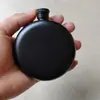 Cantil redondo de aço inoxidável 8 oz mini cantil preto em formato portátil para exterior cantil quadrado fornecimento direto da fábrica