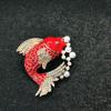Broche de pez koi dorado estilo chino nicho alto sentido lleno de decoración de ropa para hombres y mujeres suerte año tras año