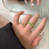 Pulsera con lazo para el cabello, de lujo y ligera, con diseño de mariposa de perla y anillo ajustable