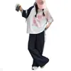 Conjunto Informal de Verano 2026 para Niñas Mayores, Estilo Coreano Nuevo, Camiseta de Manga Corta con Bloques de Color y Cinta, Pantalones Rectos