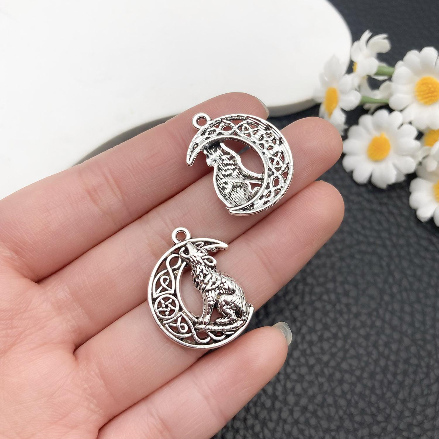 21412-X-古银锌合金月亮狼25x19mm-2.2g