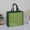 Sacola de Presente Dia da Deusa Transfronteiriça Sacola de Compras Bolsa Tote Tecido Não Tecido Laminado Sacola Tote Loja de Roupas Femininas Sacola de Presente de Natal