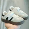 Zapatillas de entrenamiento alemanas para niños, modelos de primavera y otoño, zapatillas de suela blanda para niños y niñas, zapatos blancos de velcro, zapatillas deportivas casuales, zapatos para bebé