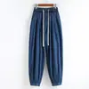 Foto Real de Jeans de Mezclilla Color Sólido Azul Oscuro Estilo Papá para Mujer, Pantalones de Zanahoria Sueltos Adelgazantes de Cintura Alta Estilo Europeo, Pantalones Harem Versátiles, Modernos