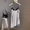 Vestido Transfronterizo Europeo y Americano Estilo Chica Pura Deseo 2026 con Estampado, Cintura Ajustada, Sin Tirantes, Cuello en V Profundo y Bordes con Volantes