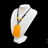 Colgante Optimizado de Aceite de Pollo Ámbar y Cera de Abeja Amarilla Vieja para Hombres y Mujeres Collar para Suéter Accesorio de Ropa Accesorio Versátil