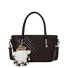 Bolso de tejido de alta gama de nicho para mujer, nuevo de 2026, moda retro versátil, bolso cruzado, bolso de mano, bolso tipo cubo