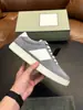 Tênis casuais masculinos de camurça com retalhos, estilo cross-border TF, blocos de cor cinza e branco, off-white, sola grossa, para uso diário