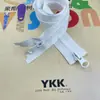 Zíper Duplo Duas Vias YKK Nº 5 de Resina em Formato de Amêndoa Preto e Branco de Plástico para Controle de Acesso e Jaquetas de Penas