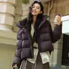 Llegada Nueva Invierno 2026 Chaqueta de Plumas Bruce Blue Abrigo Corto de Plumas de Pato Blanco Versátil Engrosado Pequeño para Mujer