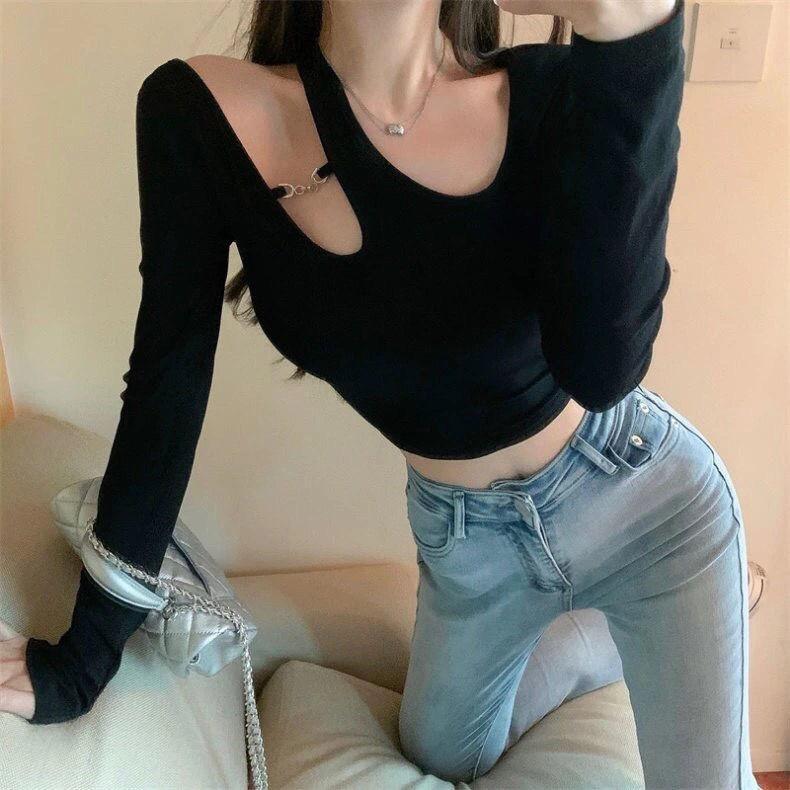 351