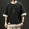 Camiseta de Manga Corta Falsa de Tres Piezas Bloque de Color para Hombre Estilo Verano Hong Kong Talla Grande Tendencia Ropa de Media Manga para Hombre Tops Sueltos