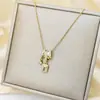 Nova Moda de Luxo Leve Cubo de Açúcar Titânio Aço Colar Exquisito Design de Nicho Cravejado de Diamantes Gargantilha Versátil Personalidade Corrente para Clavícula para Mulheres