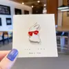 Broche Metálico com Gotejamento de Óleo para Homens e Mulheres, Decoração Fixa para Bolsas, Acessórios de Emblema de Liga Metálica Estilo Japonês Atacado Novo Modelo 2024