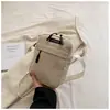 Bolso de Mujer 2025 Nuevo Modelo Bolso de Hombro Deportivo Color Sólido de Moda Estilo Coreano Vertical para Teléfono Móvil Bolso Cruzado Casual Elegante para Mujer
