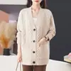 Novo Cardigan de Malha Liso com Decote V Outono/Inverno 2026 para Mulheres, Casaco Suéter Solto de Comprimento Médio, Suéter Feminino