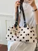 Bolsa Tote de Bolinhas de Nicho Estilo Coreano de Grande Capacidade, Bolsa de Ombro Diária Moderna e Fashion, Versátil para o Trabalho e Uso Casual, Bolsa de Ombro