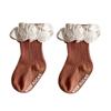 Calcetines infantiles transfronterizos primavera y otoño a rayas encaje dispensación antideslizantes calcetines de algodón invierno versátiles calcetines de niña