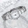 Venda Direta de Fábrica de Relógios Elegantes com Pulseira de Aço para Meninas, Relógios de Quartzo de Alta Qualidade, Relógios Femininos Simples e Frescos, Relógios Pequenos com Pulseira de Aço