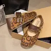 Zapatos Mary Jane de Boca Baja con Aumento Interno de Altura para Mujer 2026 Estilo Nuevo de Otoño Versátiles Zapatos de Suela Gruesa de Dos Usos