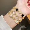 Pulsera de Zirconia Cuadrada Chapada en Oro Real de 18 Quilates Pulsera de Estilo Palacio Retro Francés Lujo Accesible Joyería de Gama Alta Venta al por Mayor