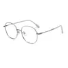 Gafas de Titanio Puro Ultraligeras, Montura Redonda de 55 mm, Montura Extra Grande 98751, Aspecto Natural Que Hace que el Rostro Parezca Más Pequeño, Montura con Borde Dorado, Venta al por Mayor, Se Pueden Montar Lentes