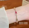 ¡Cadena de Corazones de Colores! Pulsera con Colgante de Calabaza de Zirconia, Brazalete Exquisito Estilo Palacio, Joyería de Lujo Ligero de Gama Alta para Mujer al por Mayor