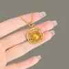 Colar Galáxia Romântica Medieval Dourado Quatro Bois Transferência Planeta Moda Design Criativo Corrente de Clavícula Saturno Rotativo