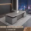 A mesa do escritório do chefe é simples e moderna, com um toque luxuoso e de alta qualidade, mesa executiva, conjunto de mesa e cadeira para o escritório do presidente