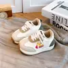 Zapatillas Versátiles de Dibujos Animados para Niños 2026 Otoño/Invierno Nuevo Modelo Zapatos de Entrenamiento Alemanes para Niñas Zapatos Casuales de Coche para Niños Pequeños